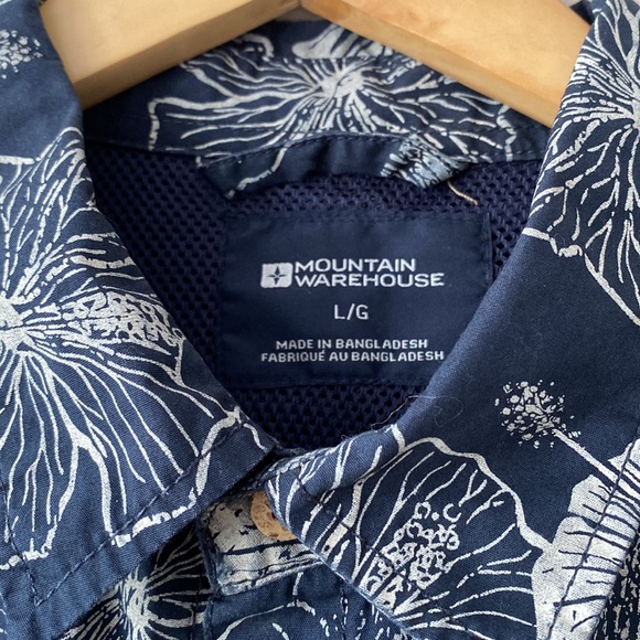 Men’s Mountain Warehouse Tropical Print Button-down Short Sleeve Shirt - Picture 4 of 10